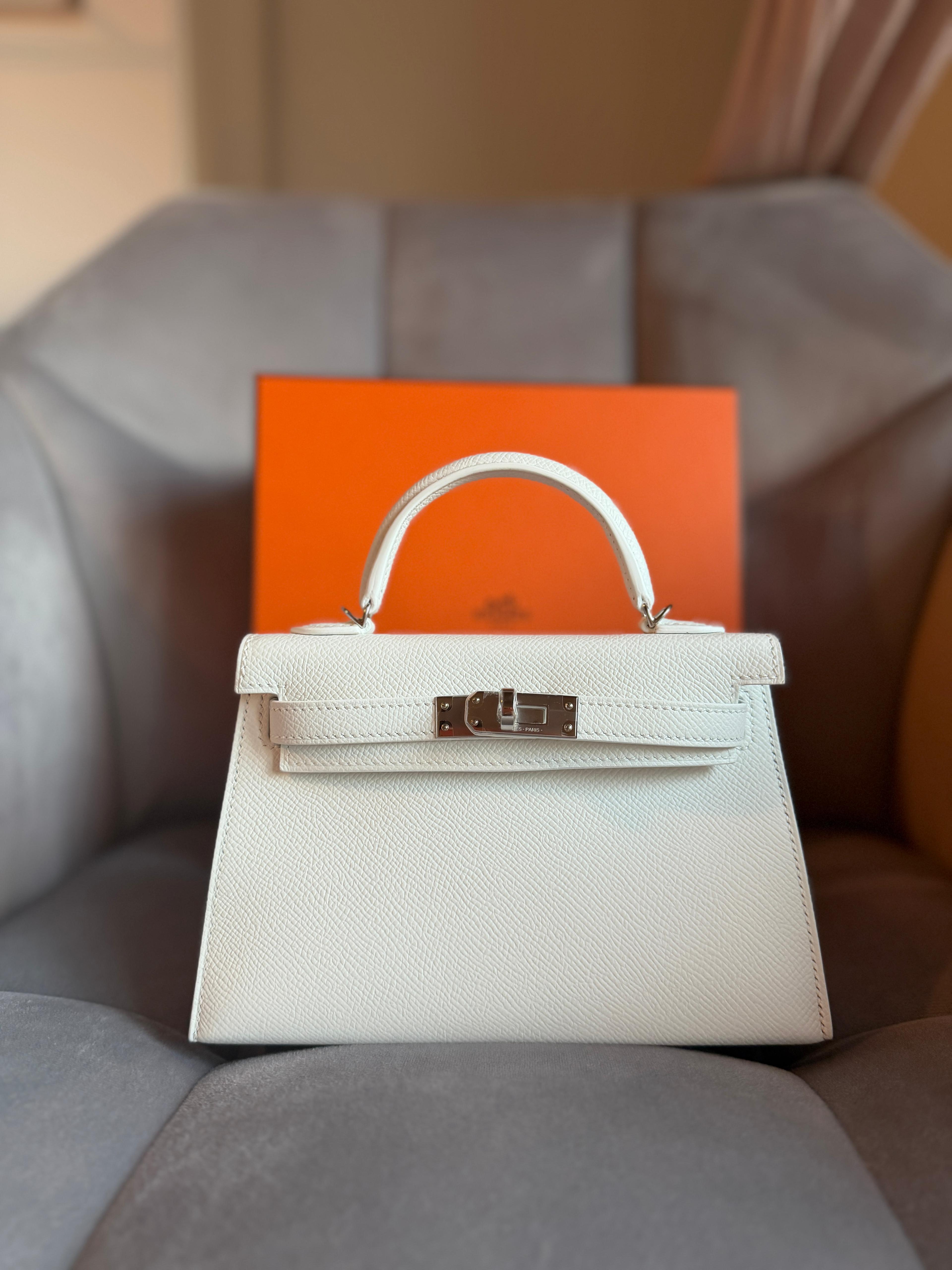 Hermès Mini Kelly colore New White in pelle Epsom PHW